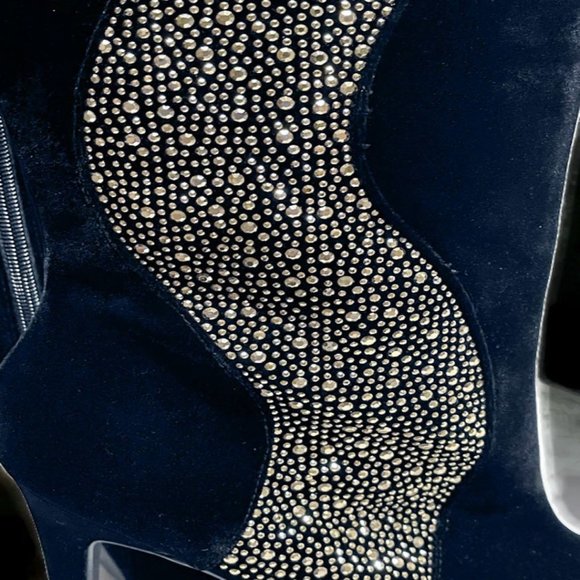 Black 5" Heel Sparkly Silver Rhinestone Ankle Booties Scene ShoeDazzle - Picture 8 of 9